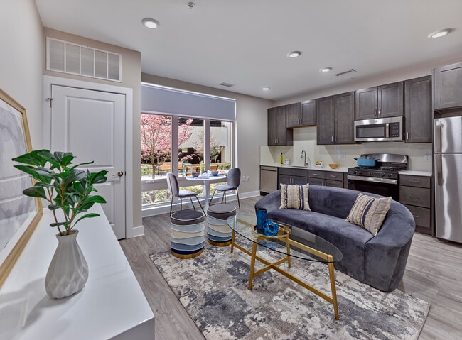 Photo - Crossings Raritan