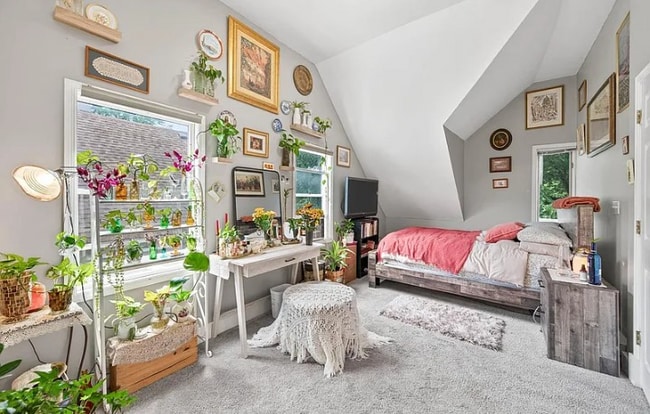 Photo - 3610 Dupont Ave N