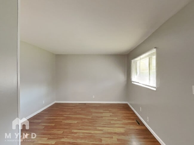 Photo - 3049 Bluefield Dr