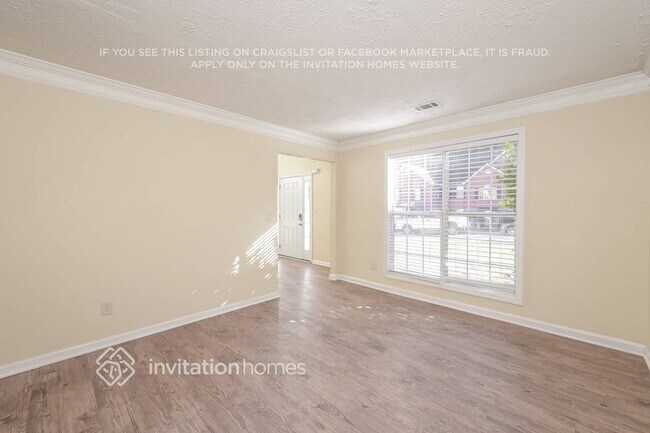 Photo - 6521 Carriage Ln