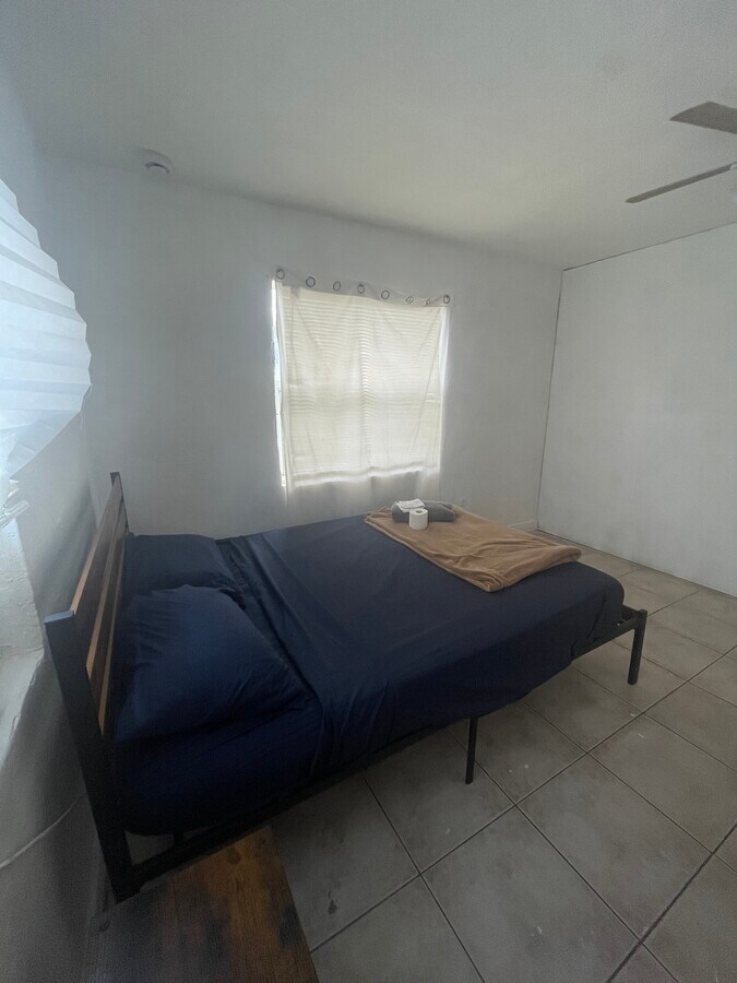 Photo - 2421 11th St S