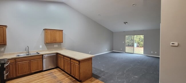 Photo - 3167 E 11 Mile Rd