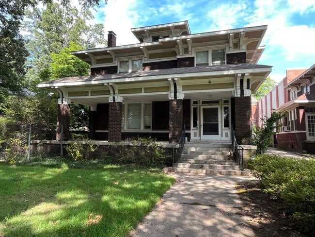 Building Photo - Central Gardens home with 4BR/2ba up w office/flex space. Wrap around, covered front porch! Pets ...