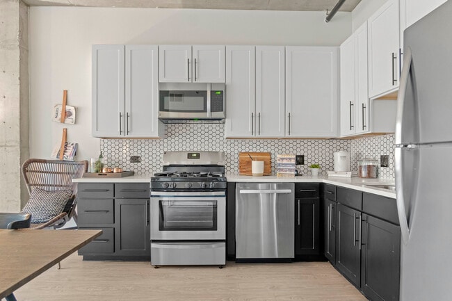 Photo - 1461 S State St