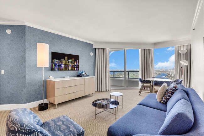 Photo - 4343 Collins Ave Unit SI ID1540477P