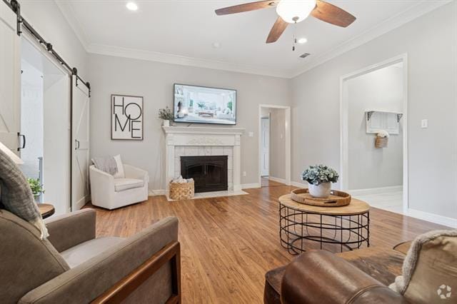 Building Photo - 16435 Red Oak Cir N Rental