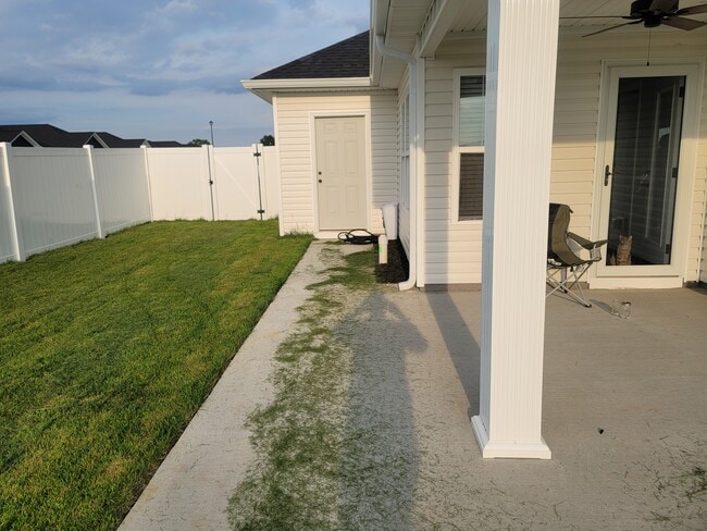 Photo - 101 Seabiscuit Ct