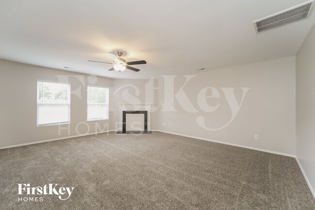 Photo - 4031 Larkhaven Village Dr