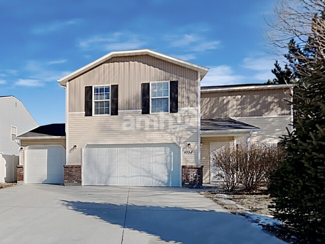 Building Photo - 1038 N Cambrick Dr
