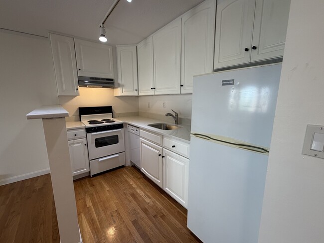 1691 Cambridge St Unit 41