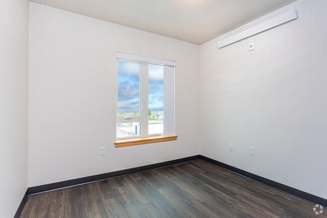 1BR, 1BA - 491SF