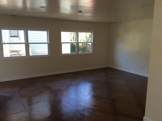 Photo - 108 Myrtle St