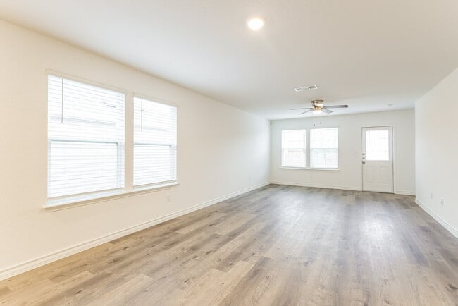 Photo - 10315 Monte Carmel Pl
