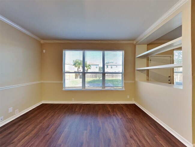 Photo - 3203 Farrel Hill St