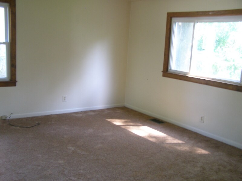 32260 Hillsdale Ct Townhome Townhome Rental in Westland MI