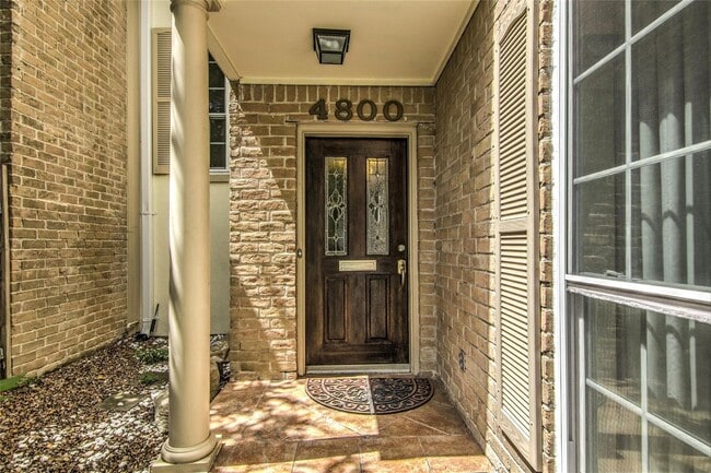 Photo - 4800 Palmetto St