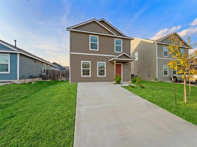 Photo - 130 Soapstone Pass