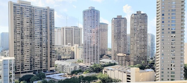 Building Photo - Summer Palace, Ala Moana, 1 Bedroom 1 Bathroom 1 Covered Parking Condominium Ocean View Unit 2102