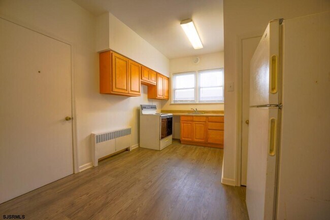 Photo - 16 N Sacramento Ave Unit 2