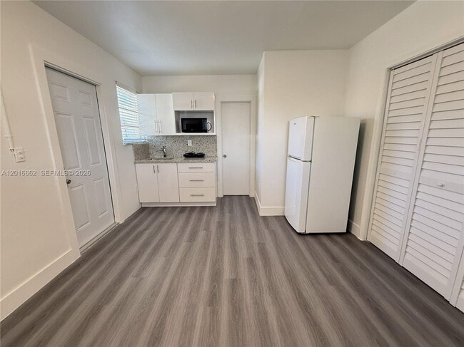 Photo - 155 SW 71st Ave Unit 0