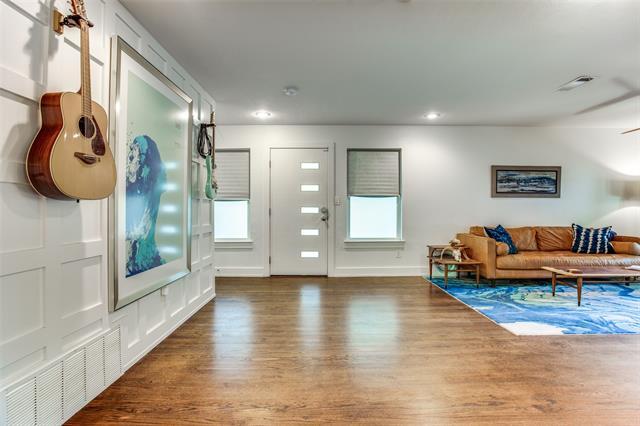 Photo - 2427 Driftway Dr