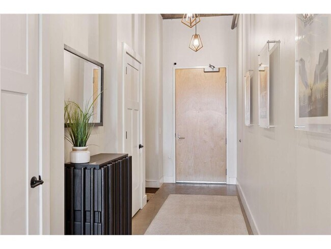 Photo - 718 N Washington Ave Unit 505