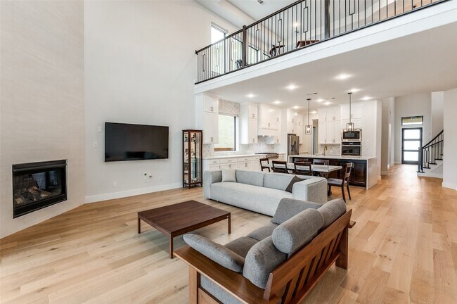 Photo - 3712 Connie Ln