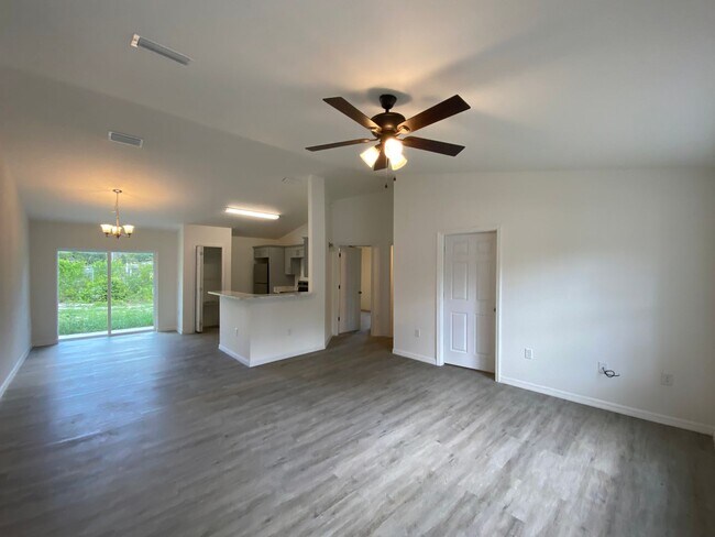 Photo - Custom Home - Desirable SW Ocala neighborh...