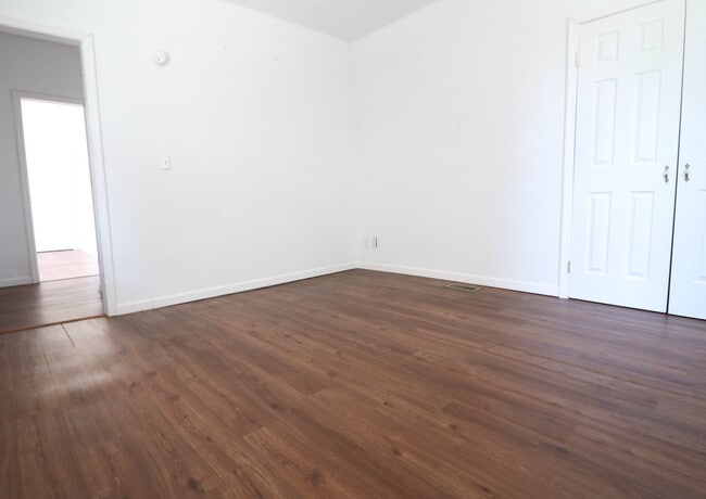 Photo - 318 Raymond St Unit 318-D