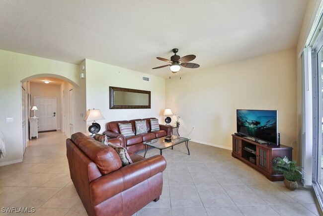 Photo - 10349 Heritage Bay Blvd Unidad 2132 Rental
