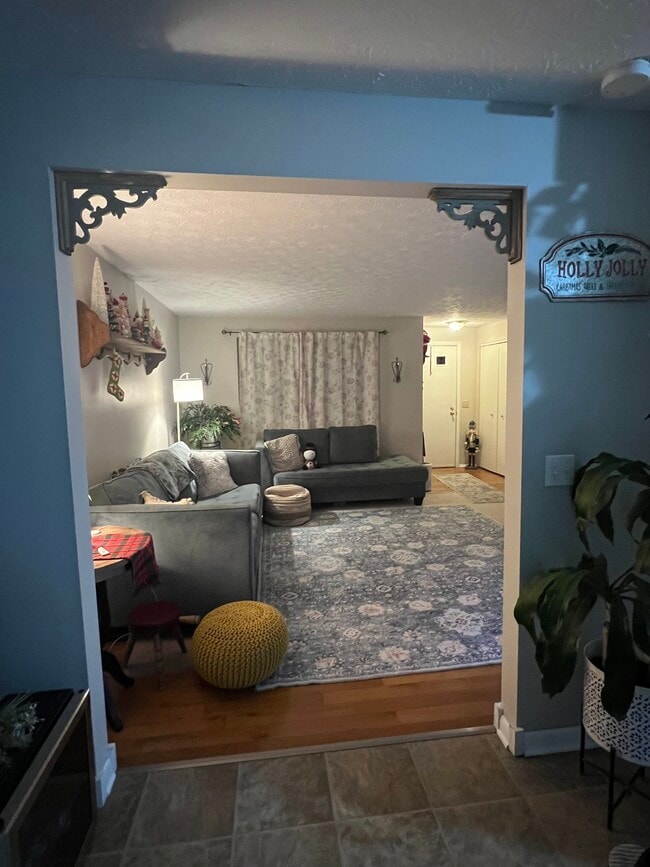 Photo - 1825 Koran Ave NW