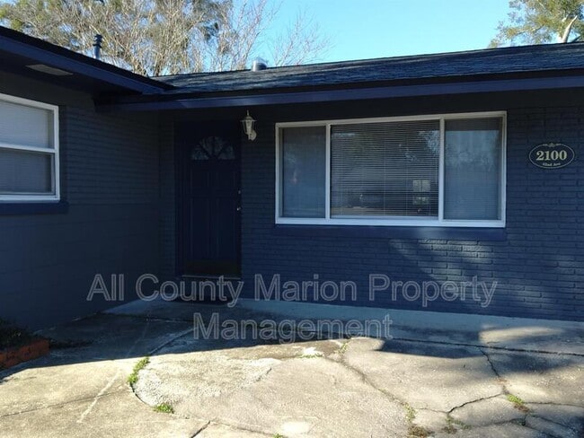 Photo - 2100 SW 42nd Ave