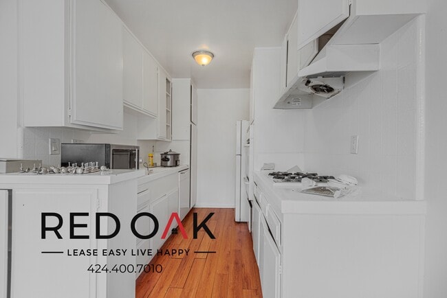 Photo - 7010 Lanewood Ave Unidad 205