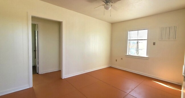 Photo - 631 W Cholla Ave