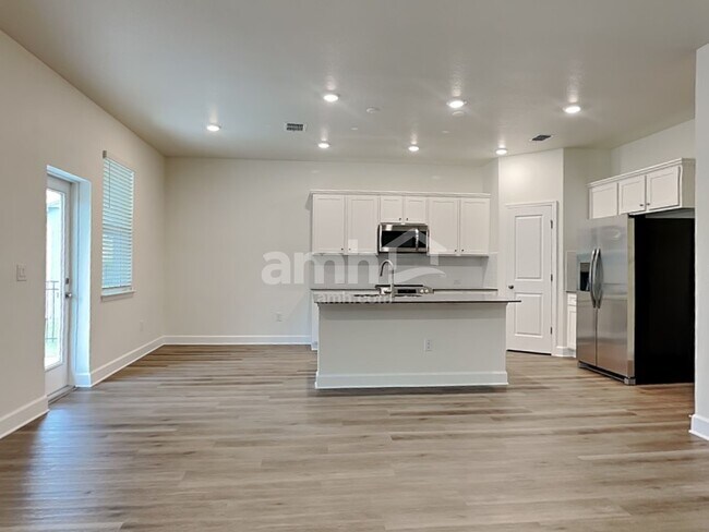 Photo - 37955 Dusty Saddle Ln