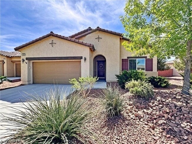 Building Photo - 5245 E La Campana Dr