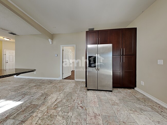 Photo - 11542 Wellman Dr