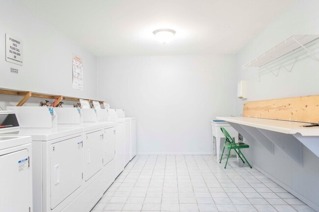 Photo - Cedar Creek Apartments
