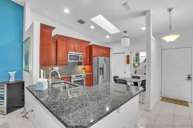 Photo - 6099 Waldwick Cir