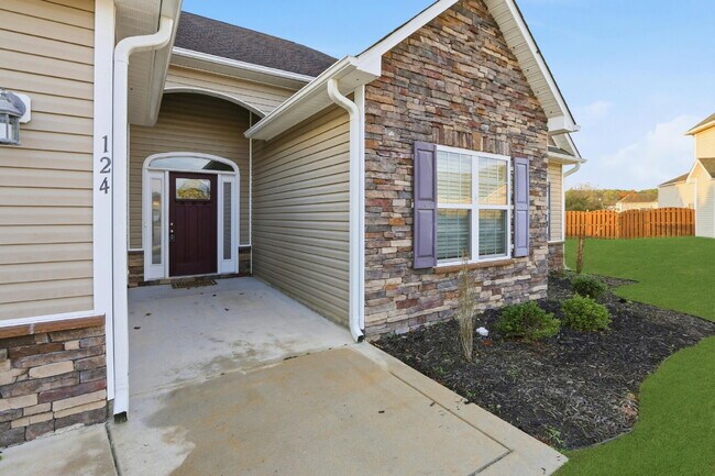 Photo - 124 Regatta Way