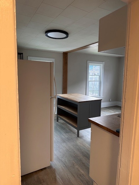 Kitchen entry - 613 E 3rd St Unit 4