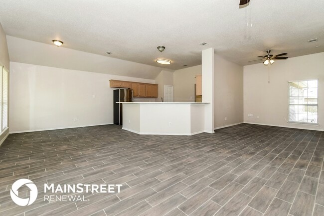 Photo - 221 Dartmouth Dr