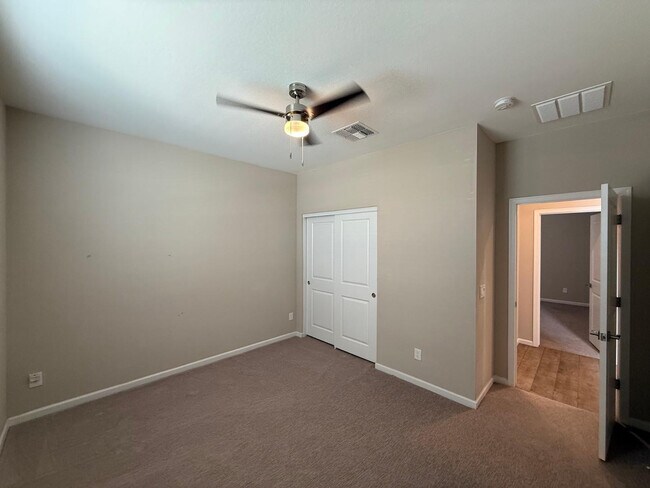 Photo - 2055 E Brooklyn Dr