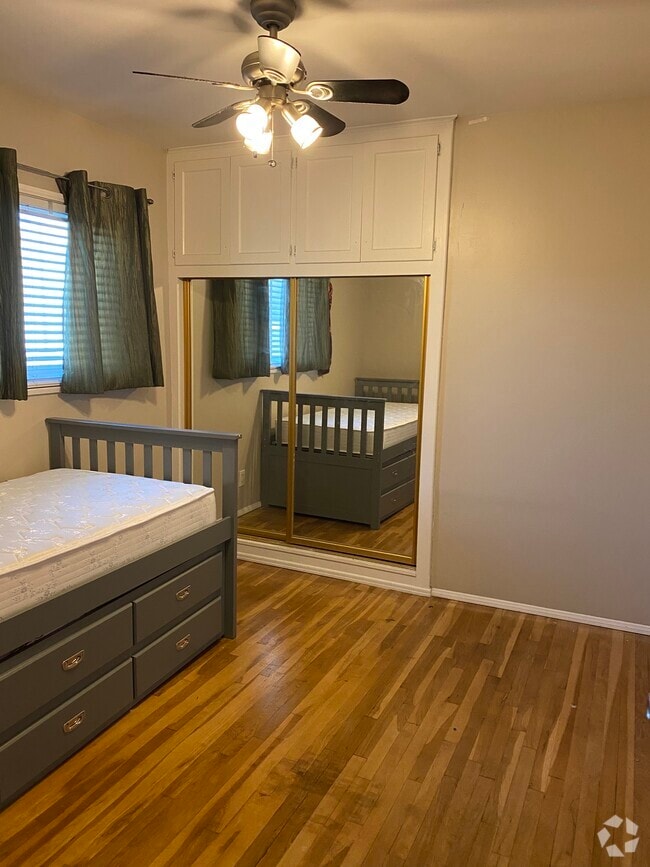 Building Photo - 2250 Farolito Ave Rental