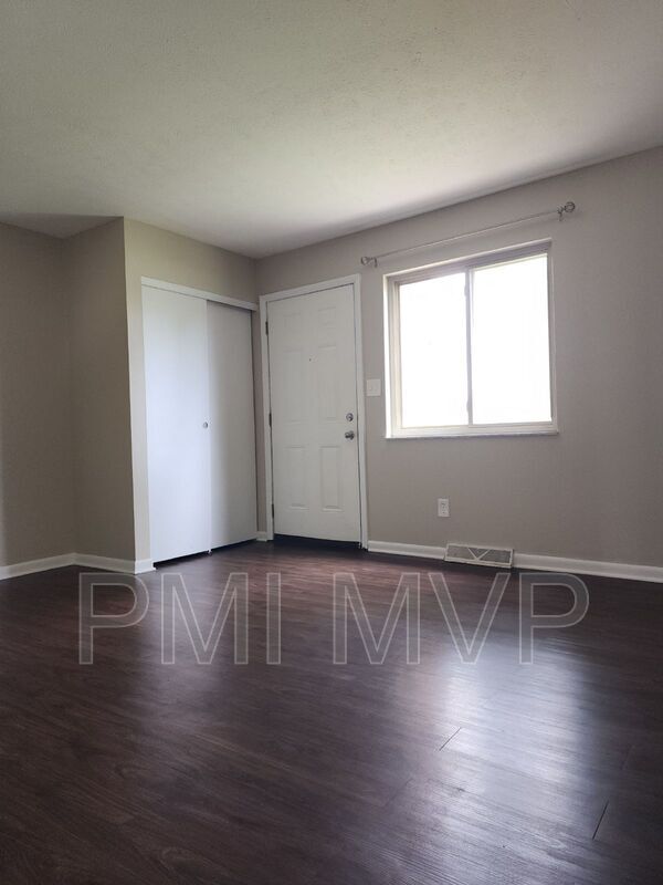 Photo - 4891 Nugent Dr