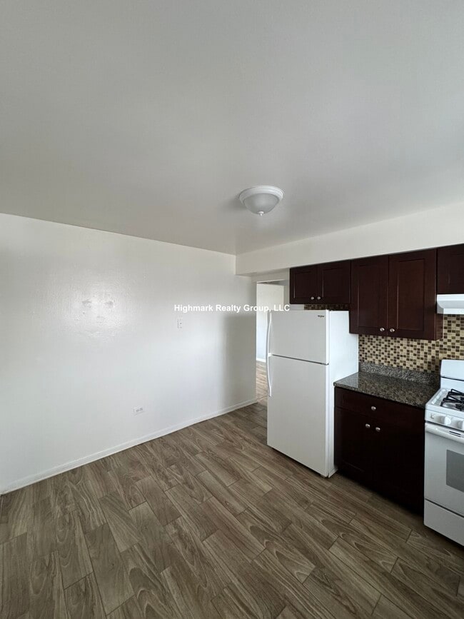 Photo - 1306 Carol St Unit 2BM