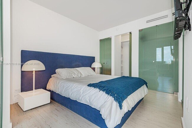 Photo - 2301 Collins Ave Unit 1032