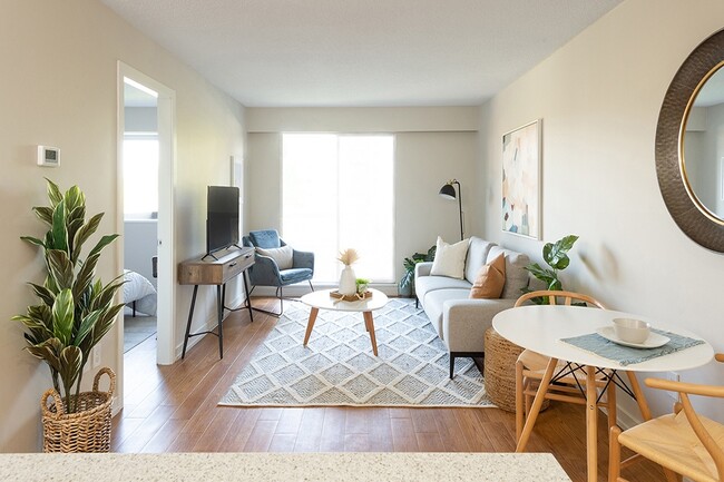 Photo - Horizon Towers