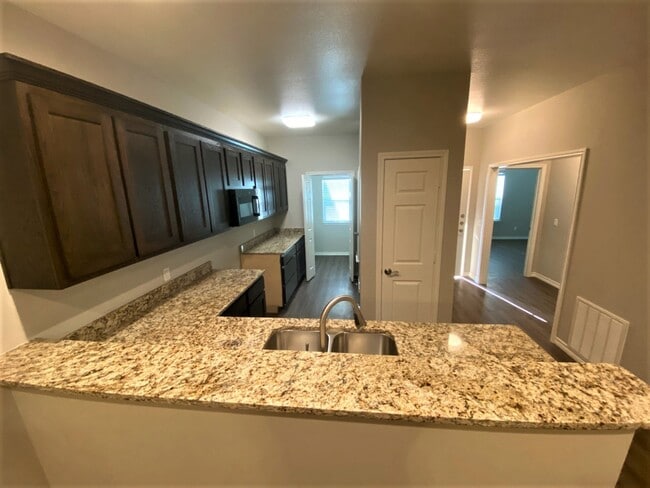 Photo - 600 Pecan Ct Unit 600 Pecan Court