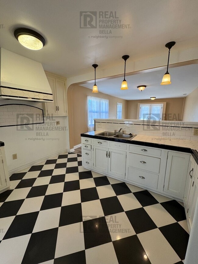 Photo - 1188 Witt St Apartment Unit A